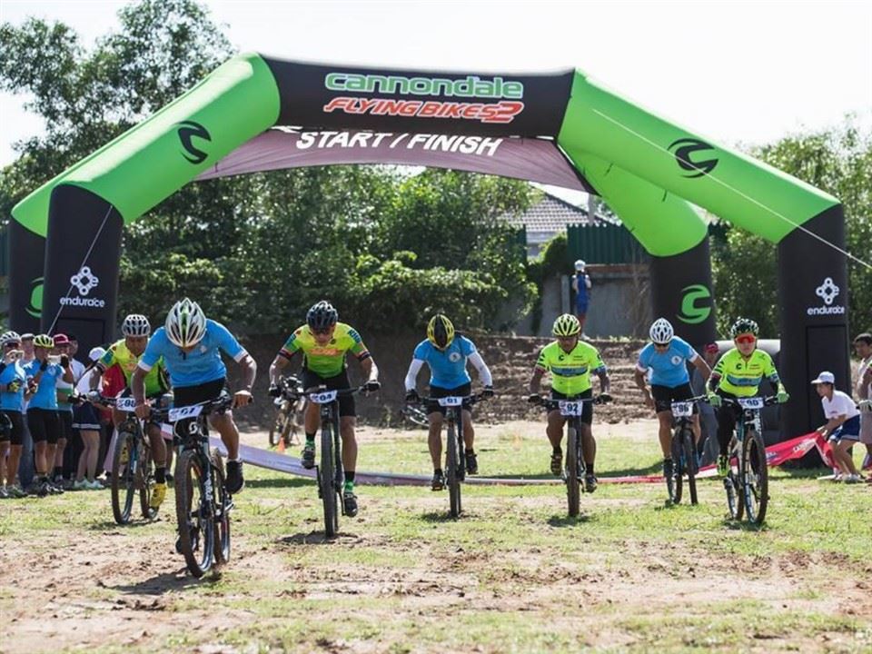 Arcos dobles inflables para eventos al aire libre